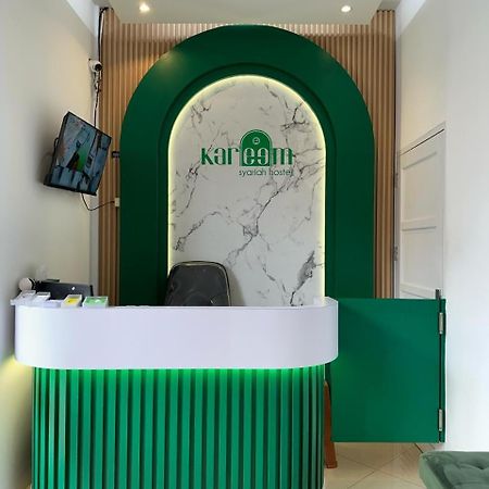 Kareem Syariah Hostel Bukittinggi Exteriör bild