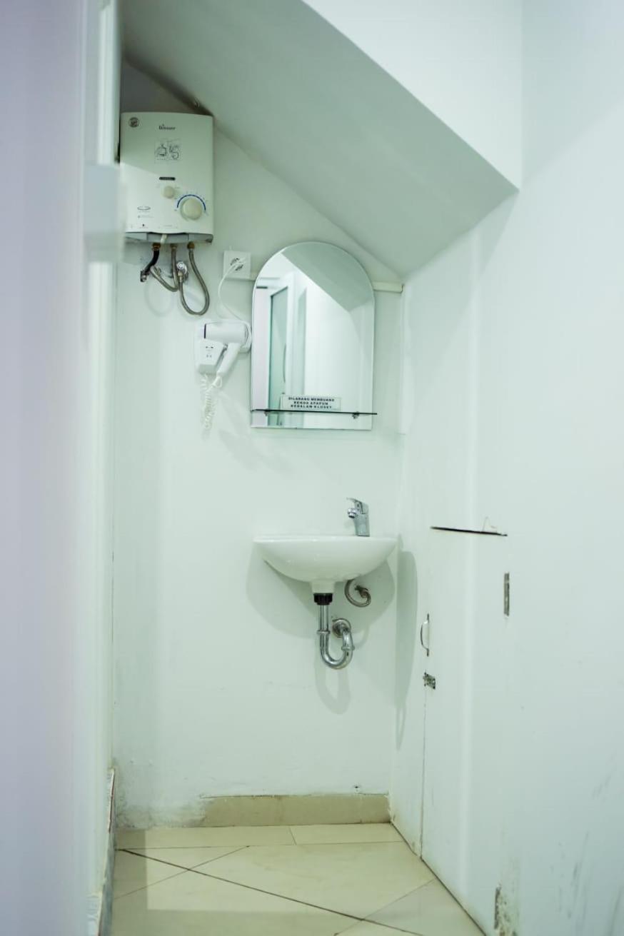 Kareem Syariah Hostel Bukittinggi Exteriör bild